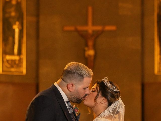 La boda de Jesus y Paula en Vilanova I La Geltru, Barcelona 23