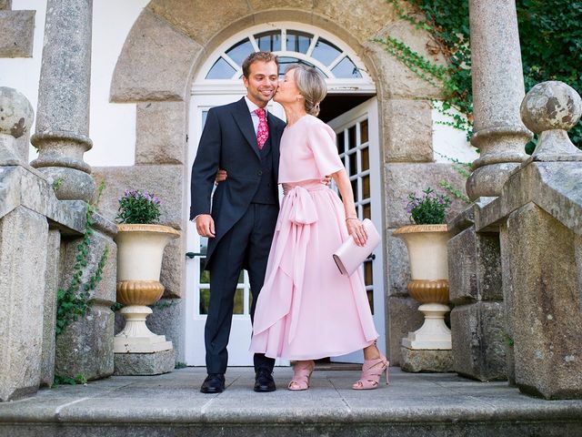 La boda de Pablo y Tatiana  en Noia, A Coruña 25