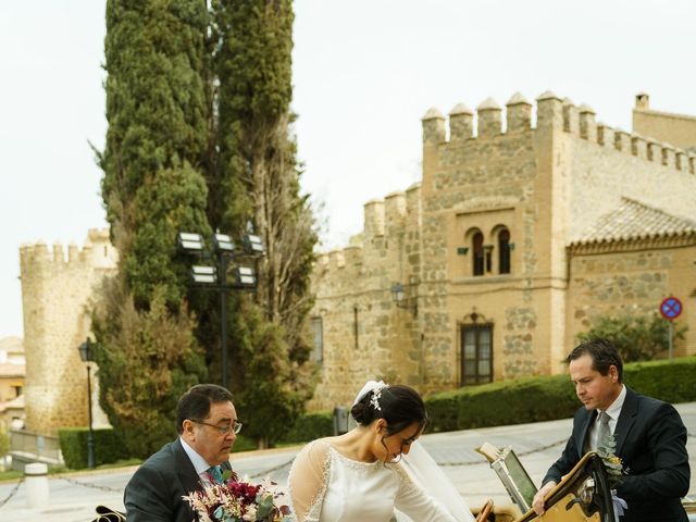 La boda de Alvaro y Lorena en Toledo, Toledo 40