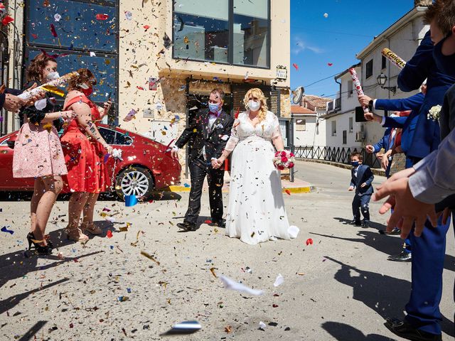 La boda de Vicky y Carlos en Valdilecha, Madrid 22