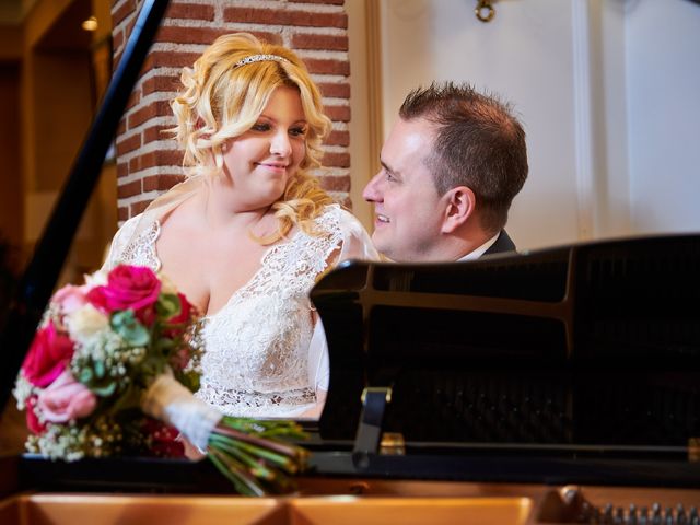 La boda de Vicky y Carlos en Valdilecha, Madrid 1