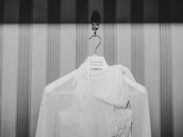 La boda de Juan Carlos y Eva en Oviedo, Asturias 9