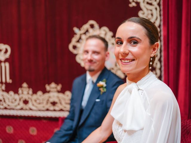 La boda de Juan Carlos y Eva en Oviedo, Asturias 28