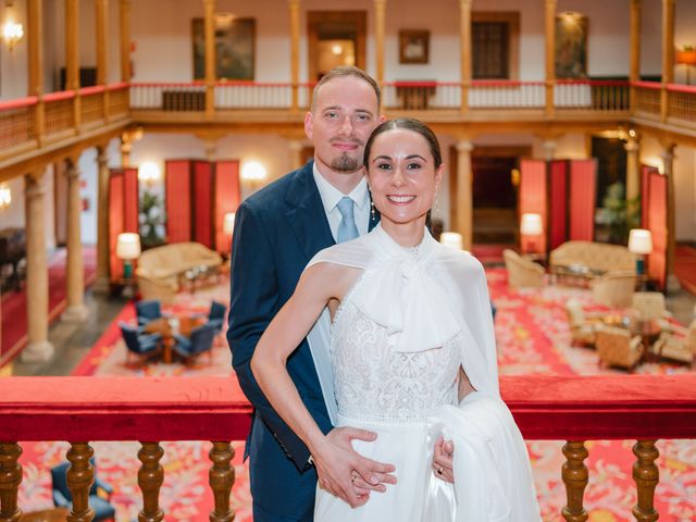 La boda de Juan Carlos y Eva en Oviedo, Asturias 59