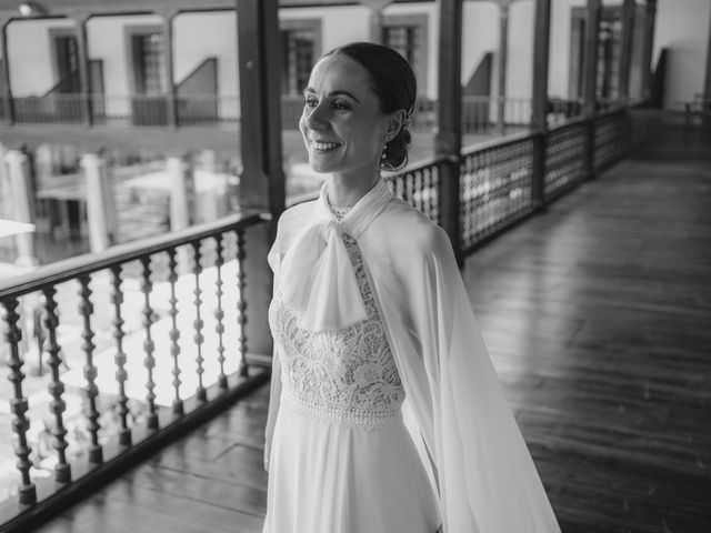 La boda de Juan Carlos y Eva en Oviedo, Asturias 62