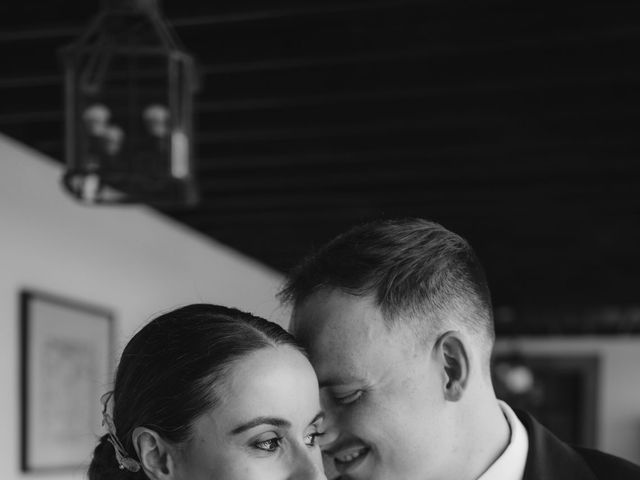 La boda de Juan Carlos y Eva en Oviedo, Asturias 63