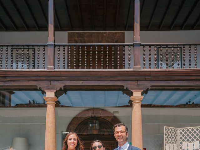 La boda de Juan Carlos y Eva en Oviedo, Asturias 69