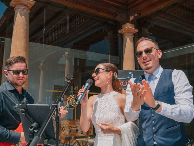 La boda de Juan Carlos y Eva en Oviedo, Asturias 85