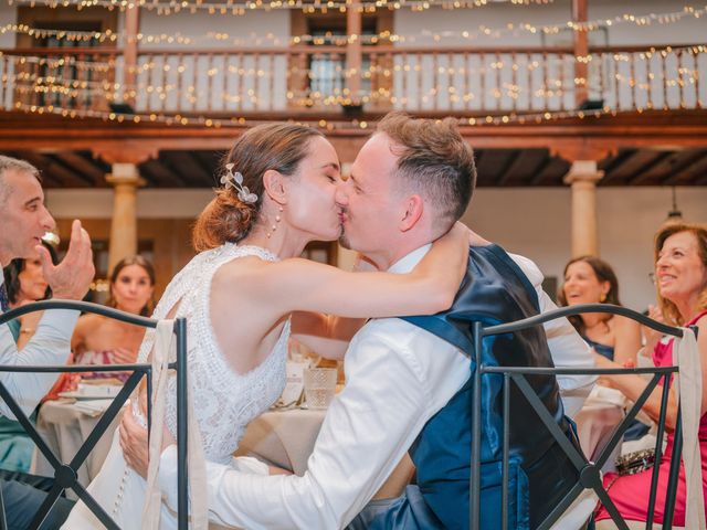 La boda de Juan Carlos y Eva en Oviedo, Asturias 106