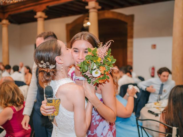 La boda de Juan Carlos y Eva en Oviedo, Asturias 119