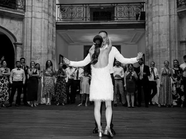 La boda de Juan Carlos y Eva en Oviedo, Asturias 133