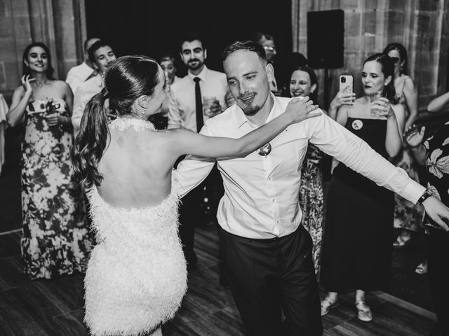 La boda de Juan Carlos y Eva en Oviedo, Asturias 137