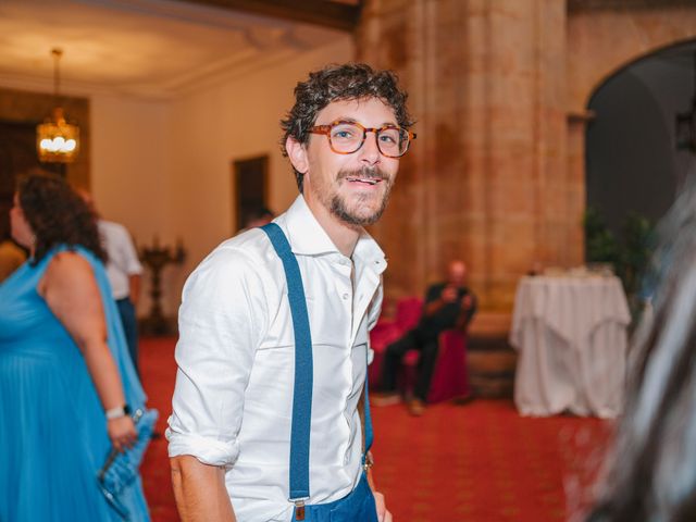 La boda de Juan Carlos y Eva en Oviedo, Asturias 156