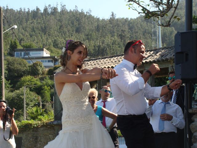 La boda de Jose y Raquel en Pontevedra, Pontevedra 17