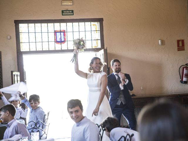 La boda de Rafa y Beatriz en Collado Villalba, Madrid 114