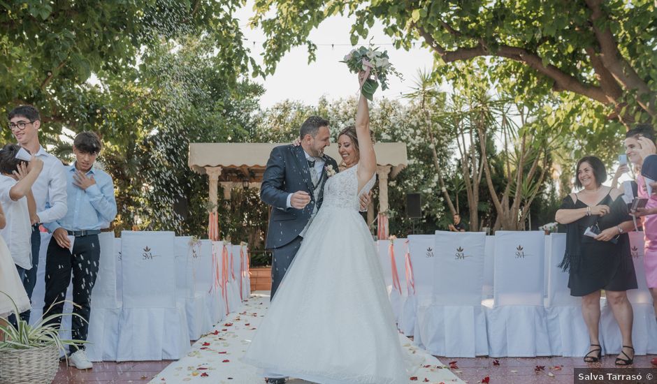 La boda de Laura y Salva en Gandia, Valencia