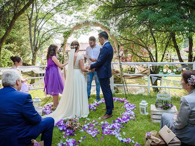 La boda de Daniel y Sandra en Navaluenga, Ávila 55