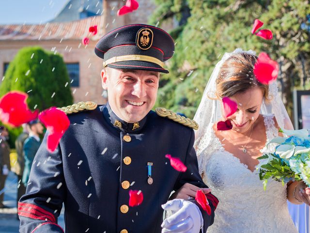 La boda de Fernando y Noemí en Navalcarnero, Madrid 23