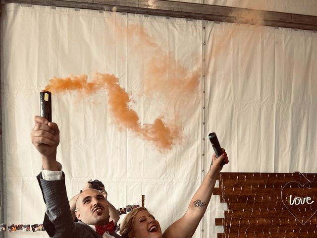 La boda de Joni y Scarlett en Palacios De La Sierra, Burgos 19