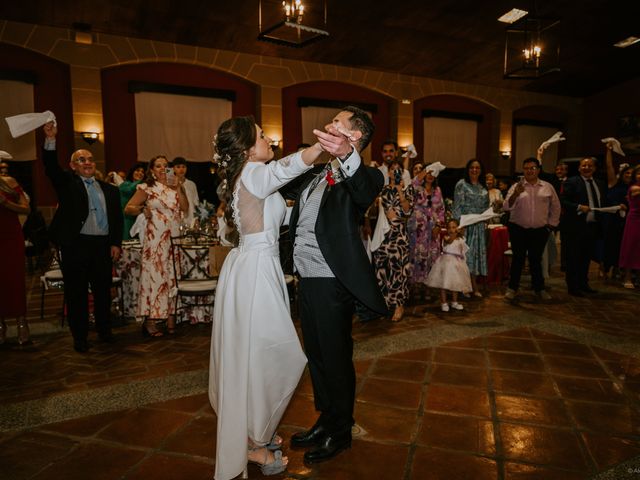 La boda de Charlie y Clara en Cáceres, Cáceres 23