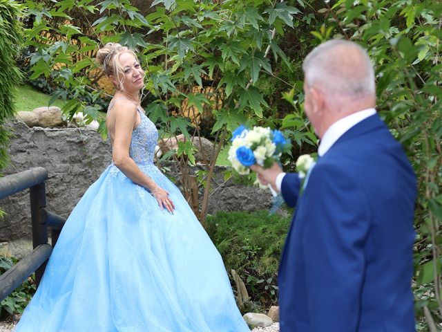 La boda de Manuela y Juan José en Montornes Del Valles, Barcelona 11