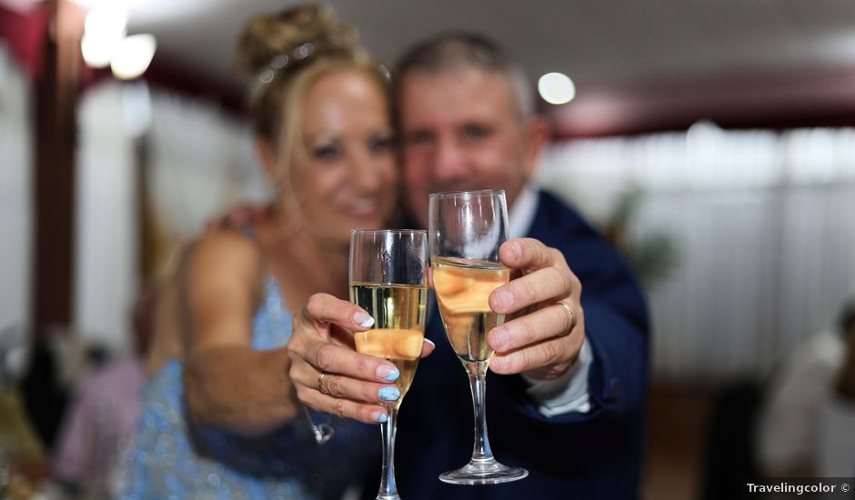 La boda de Manuela y Juan José en Montornes Del Valles, Barcelona