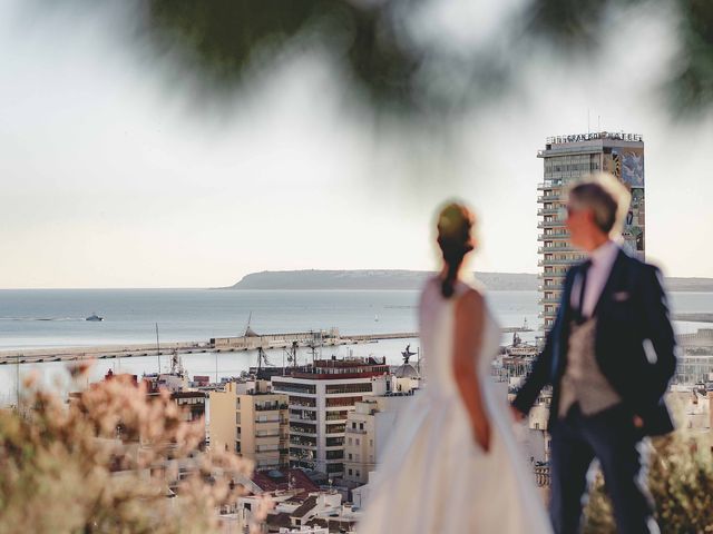 La boda de Antonio José y Dori en Alacant/alicante, Alicante 190