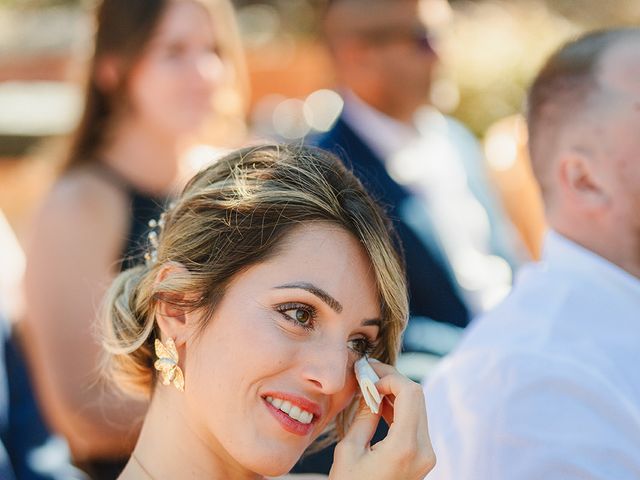 La boda de Miguel y Jennifer en Alacant/alicante, Alicante 21