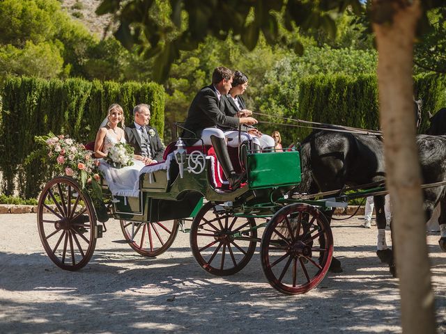 La boda de Miguel y Jennifer en Alacant/alicante, Alicante 28