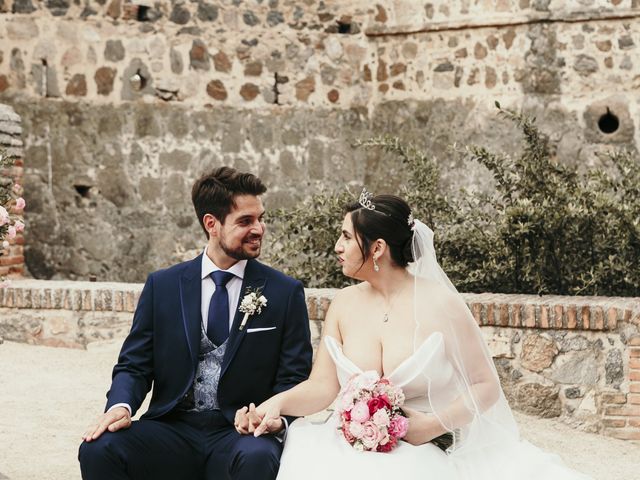 La boda de Sebastian y Gema en Guadamur, Toledo 24