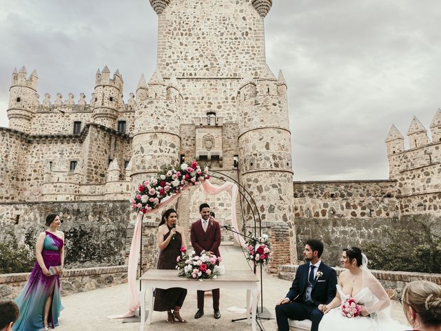La boda de Sebastian y Gema en Guadamur, Toledo 23
