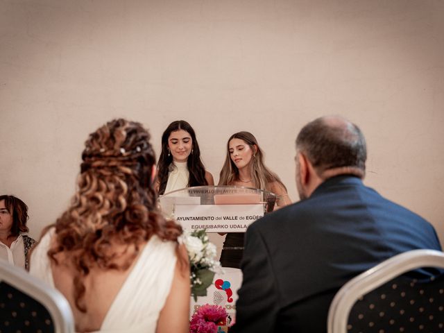 La boda de Jorge y Idoia en Sarriguren, Navarra 3