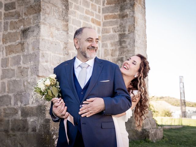 La boda de Jorge y Idoia en Sarriguren, Navarra 13