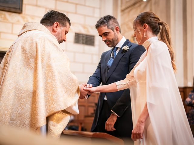 La boda de Andrés y Tania en Pamplona, Navarra 13