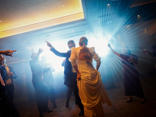 La boda de Andrés y Tania en Pamplona, Navarra 23