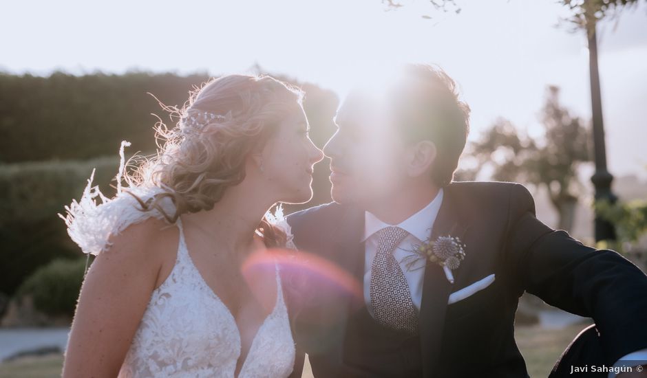 La boda de Alejandro y Sigrid en Paganos, Álava