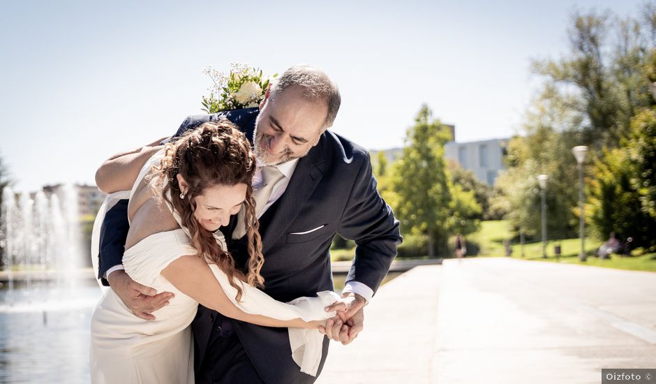 La boda de Jorge y Idoia en Sarriguren, Navarra