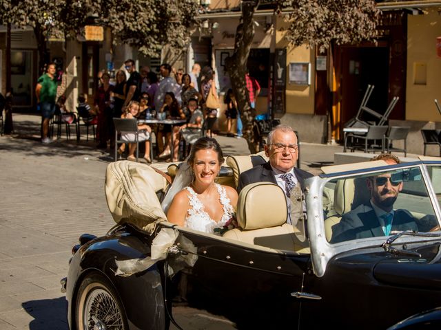 La boda de Cristina y Daniel en San Sebastian De Los Reyes, Madrid 21