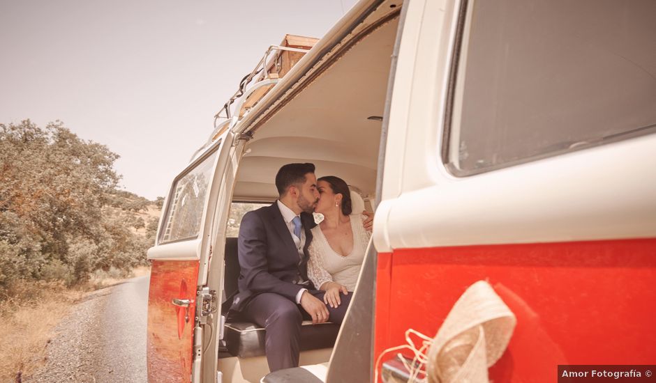 La boda de Isaac y Patricia en Villaharta, Córdoba