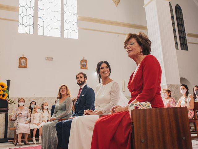 La boda de Juan y Gloria en Badajoz, Badajoz 24