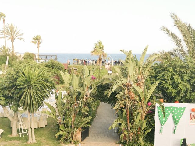 La boda de Alonso y Estefania en Torre Del Mar, Málaga 19