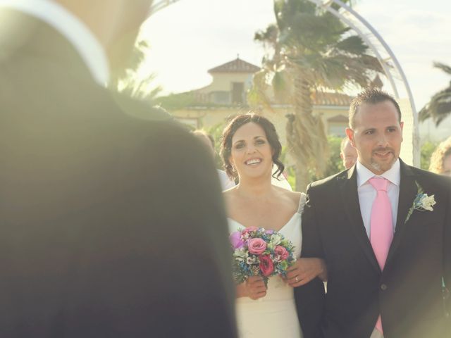 La boda de Alonso y Estefania en Torre Del Mar, Málaga 27