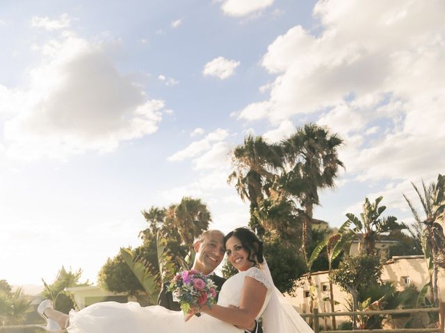 La boda de Alonso y Estefania en Torre Del Mar, Málaga 34