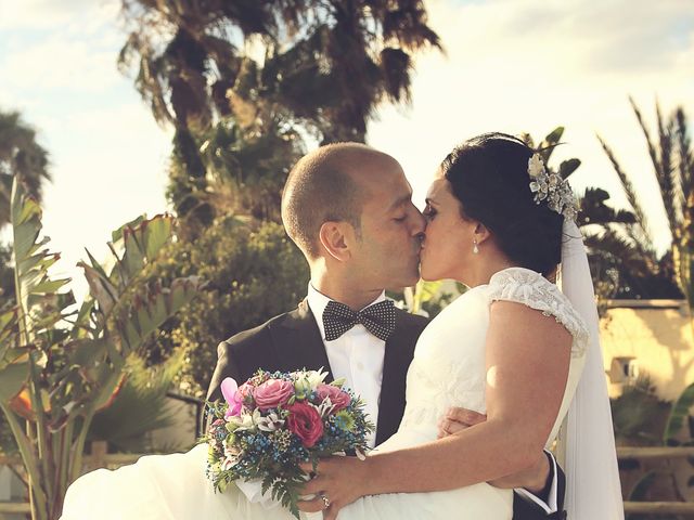 La boda de Alonso y Estefania en Torre Del Mar, Málaga 35