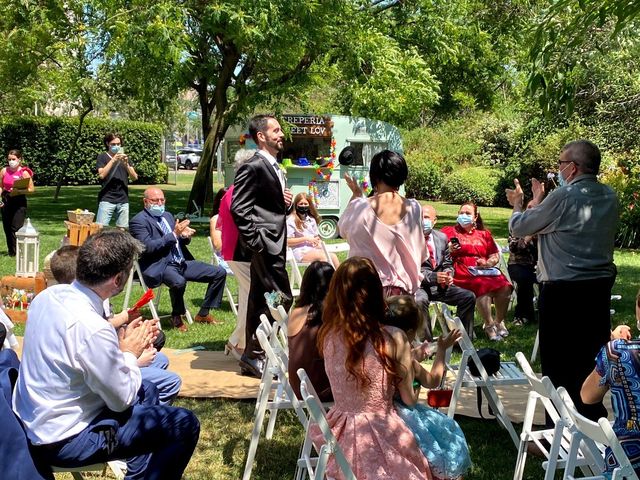 La boda de David y Yosune en Cornella De Llobregat, Barcelona 2