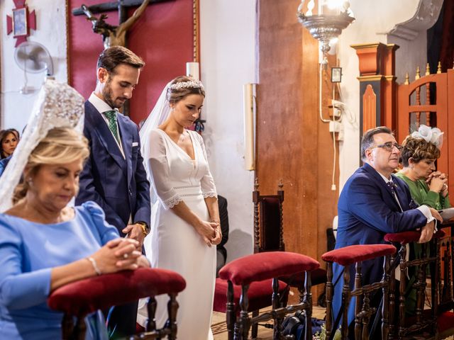 La boda de Verónica y Álvaro en Puente Genil, Córdoba 25