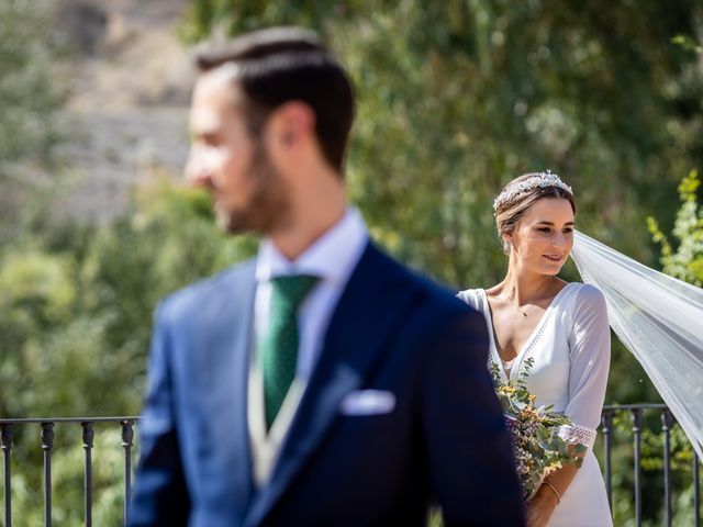 La boda de Verónica y Álvaro en Puente Genil, Córdoba 28