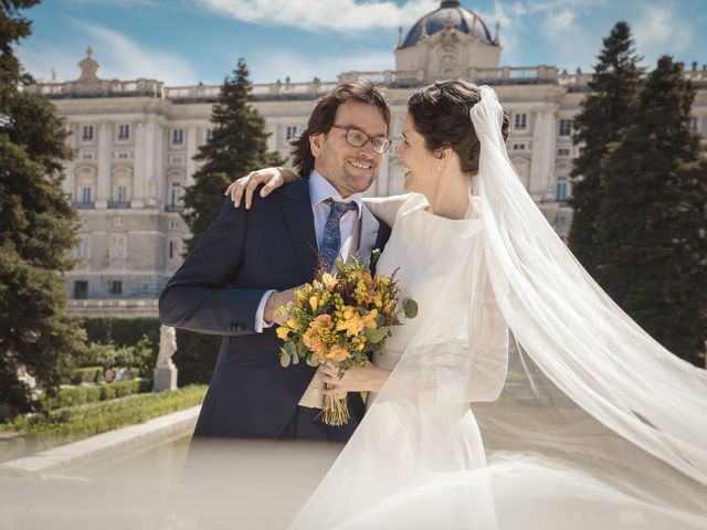 La boda de Pablo y Irene en Madrid, Madrid 1