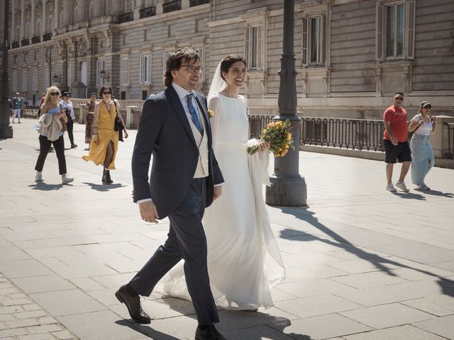 La boda de Pablo y Irene en Madrid, Madrid 6