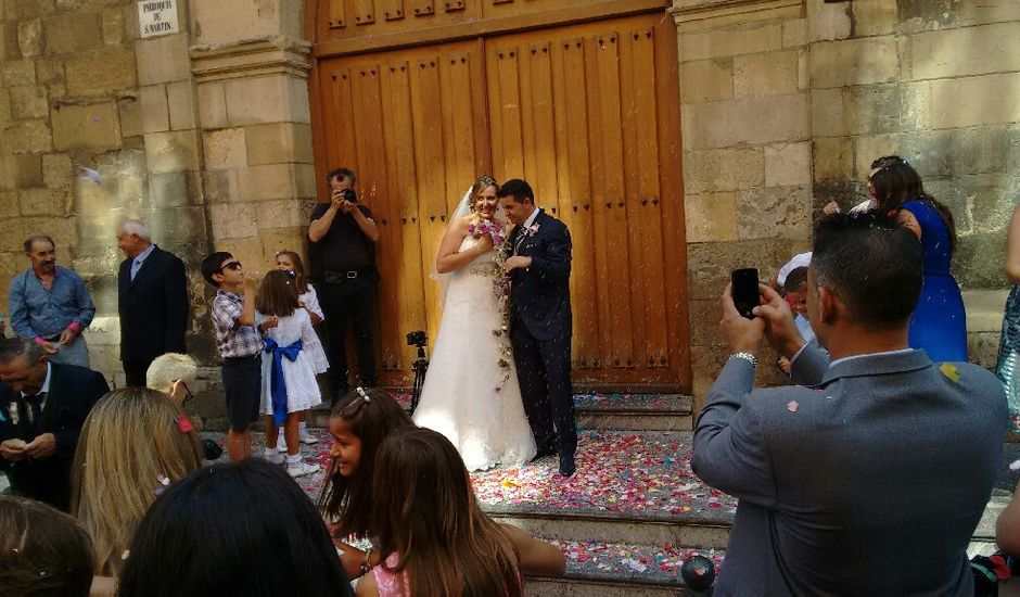 La boda de Hector y Arantxa en León, León